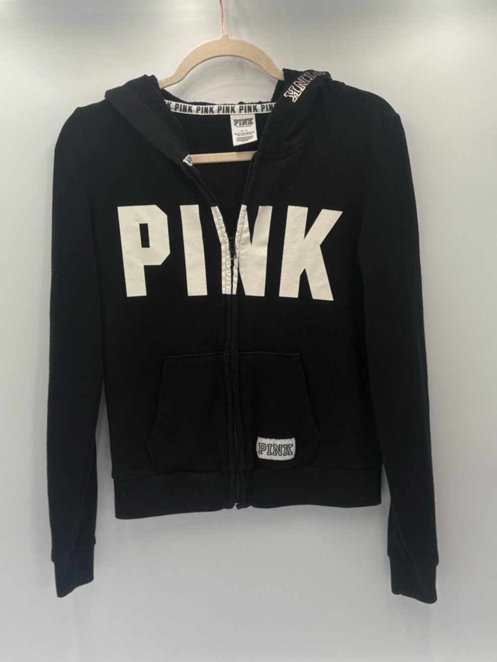 Victoria’s Secret PINK Black Zip Hoodie Logo Graphic Size Small